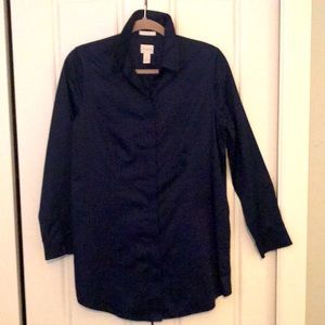 Chico’s size 0(6-8) navy no iron.
